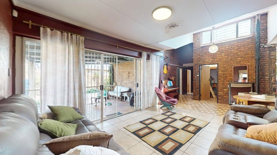 5 Bedroom Property for Sale in Potchefstroom North West